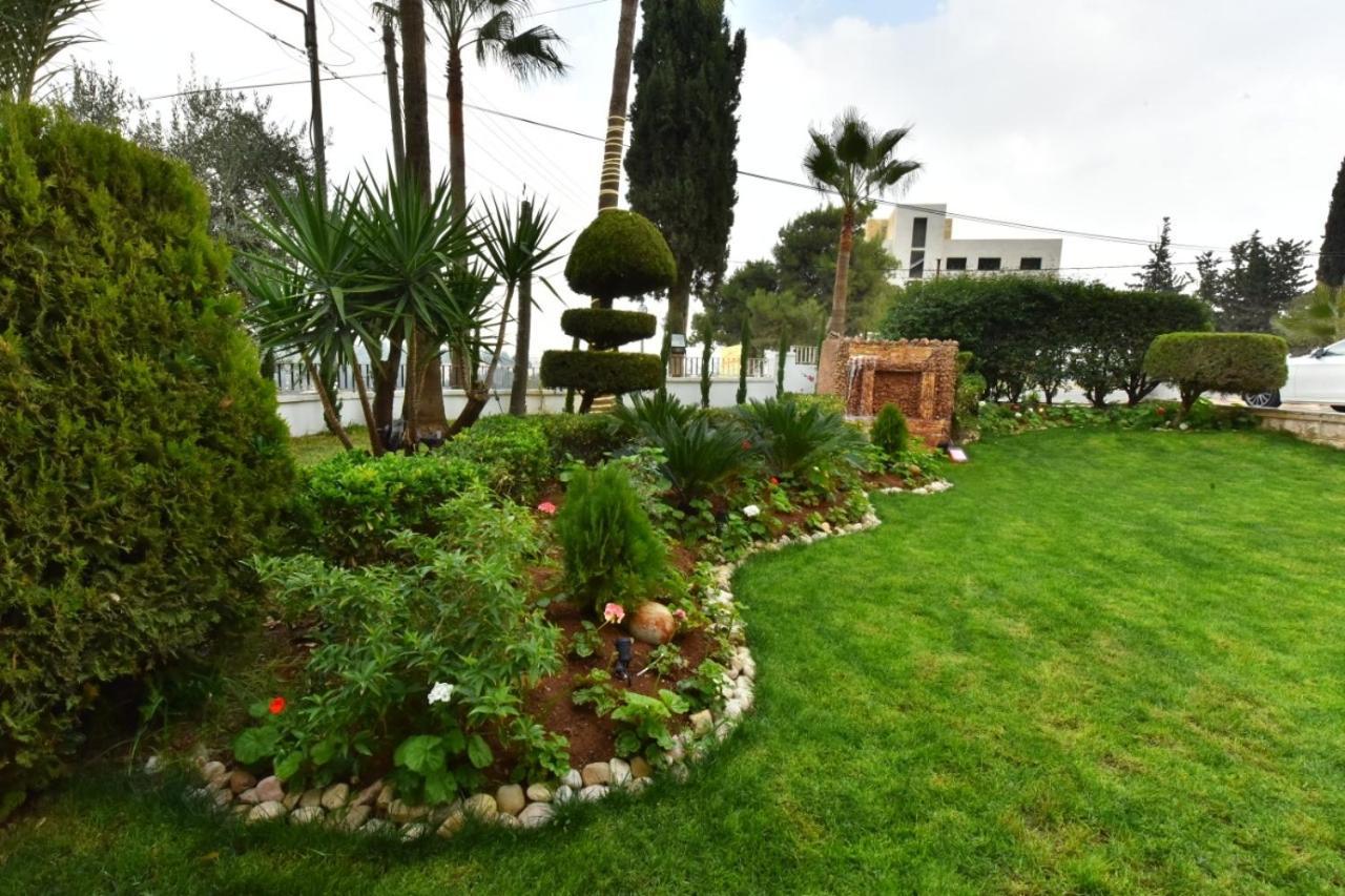 Al Farooq Hotel Apartments Amman Ngoại thất bức ảnh