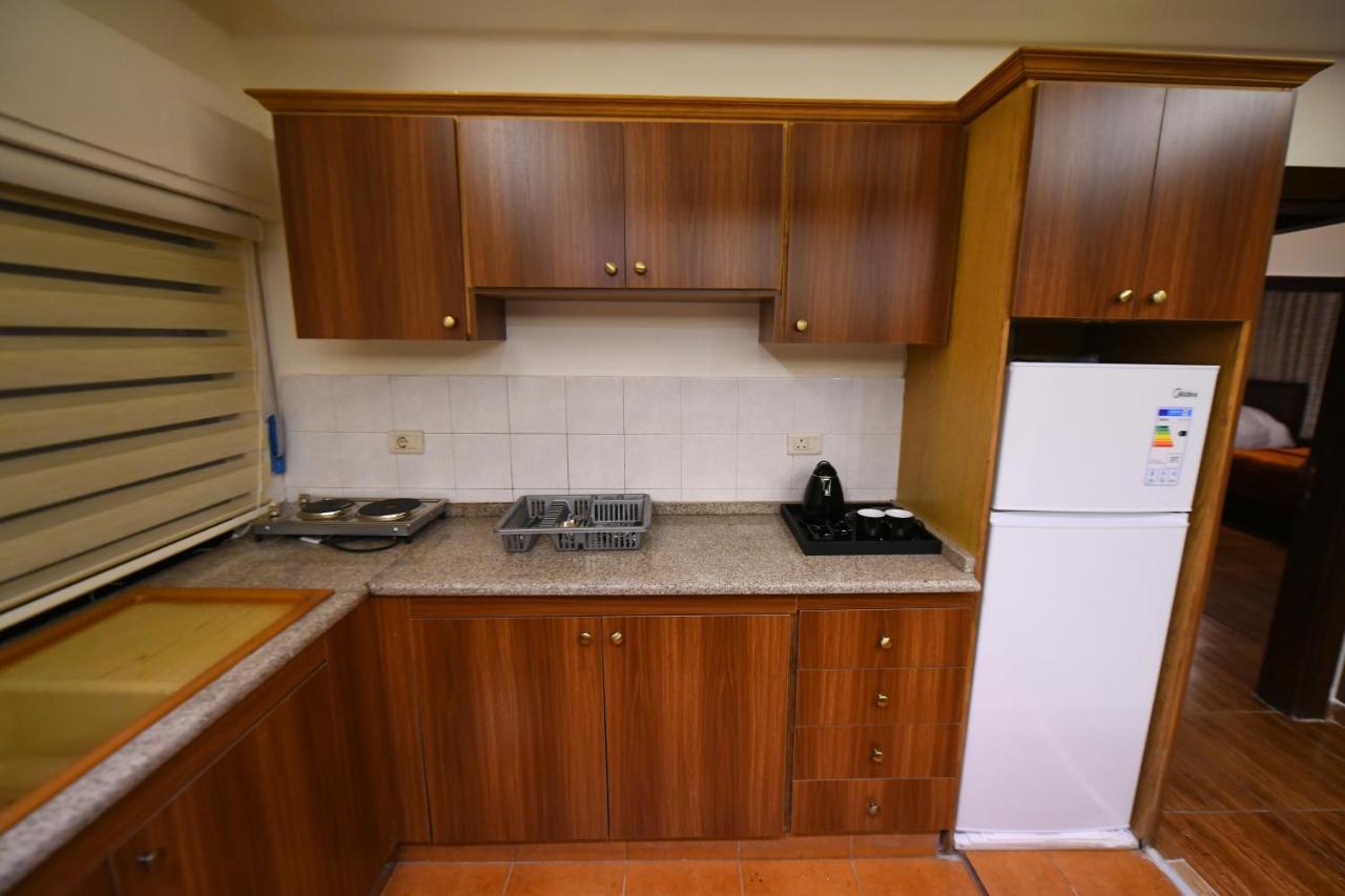 Al Farooq Hotel Apartments Amman Ngoại thất bức ảnh