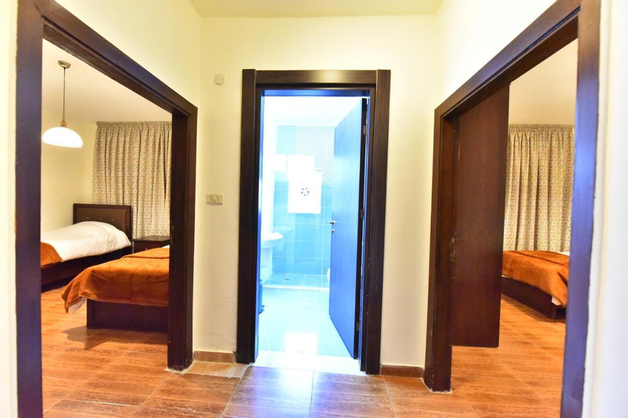 Al Farooq Hotel Apartments Amman Ngoại thất bức ảnh