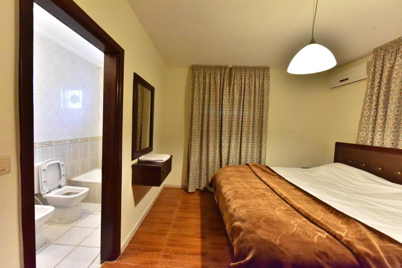 Al Farooq Hotel Apartments Amman Ngoại thất bức ảnh