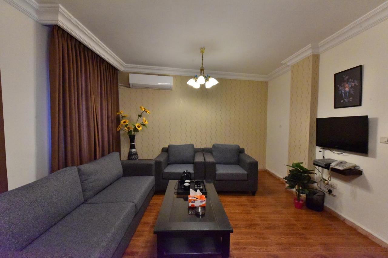 Al Farooq Hotel Apartments Amman Ngoại thất bức ảnh