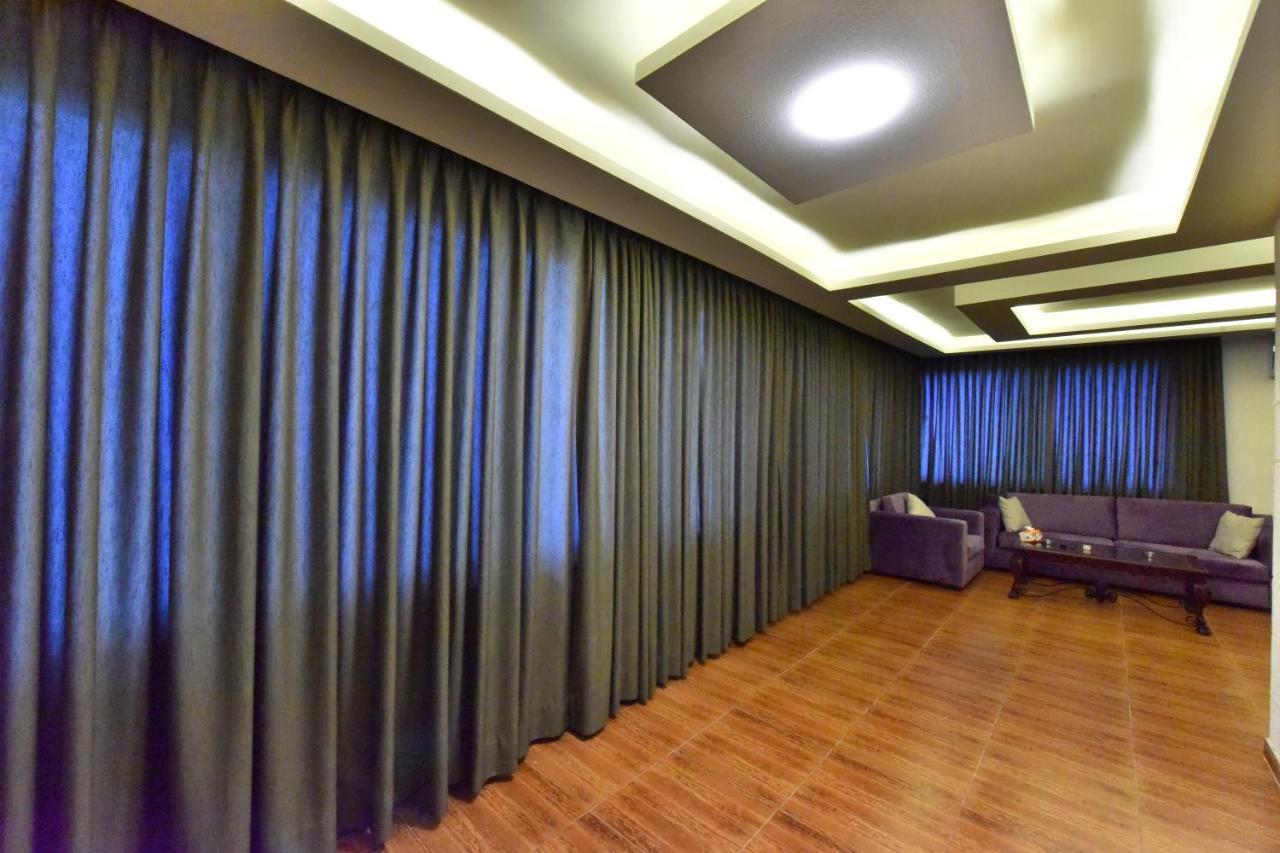 Al Farooq Hotel Apartments Amman Ngoại thất bức ảnh