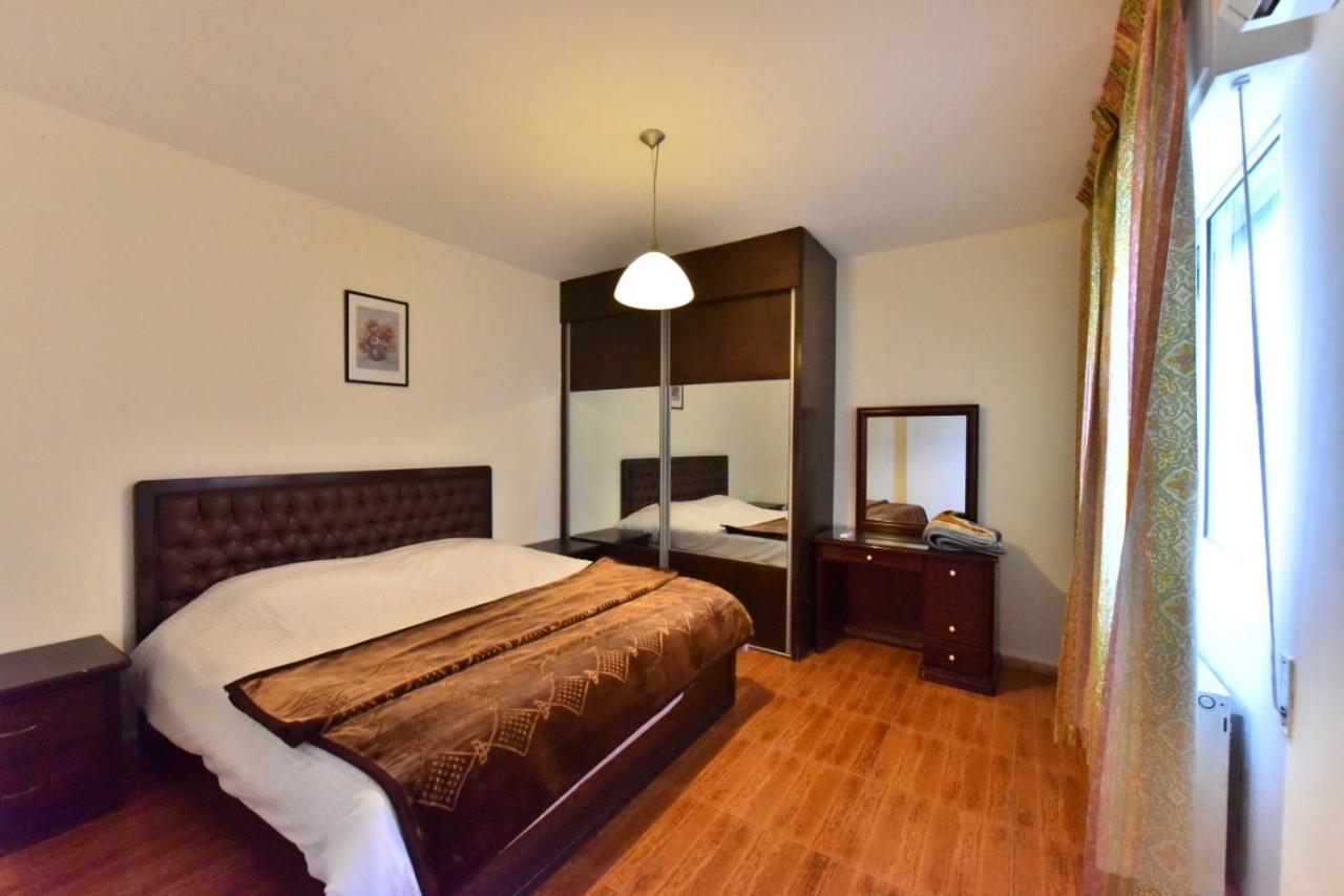 Al Farooq Hotel Apartments Amman Ngoại thất bức ảnh